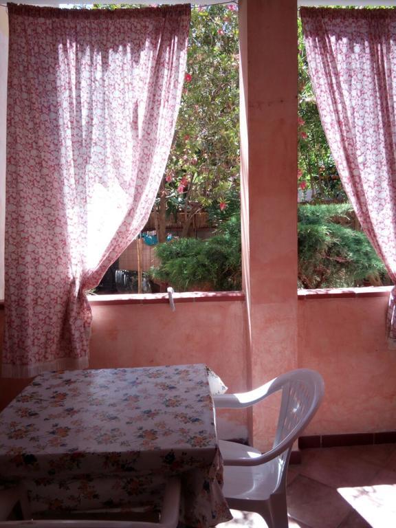 Sa Domu Sarda Casa Vacanza Piscinas Eksteriør billede